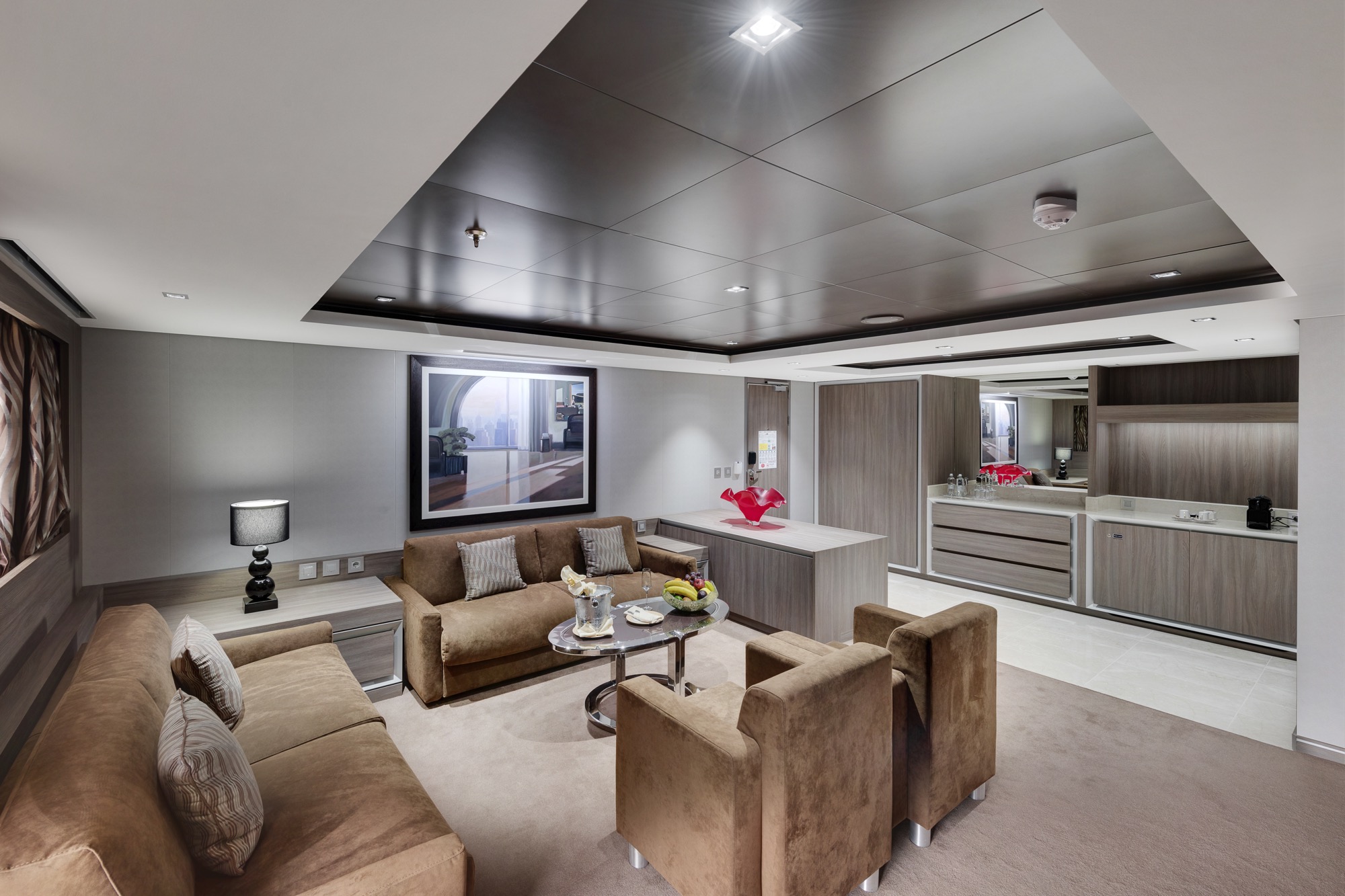 MSC Cruises MSC Seaview Accommodation MSC Yacht Club Royal Suite 4.jpg